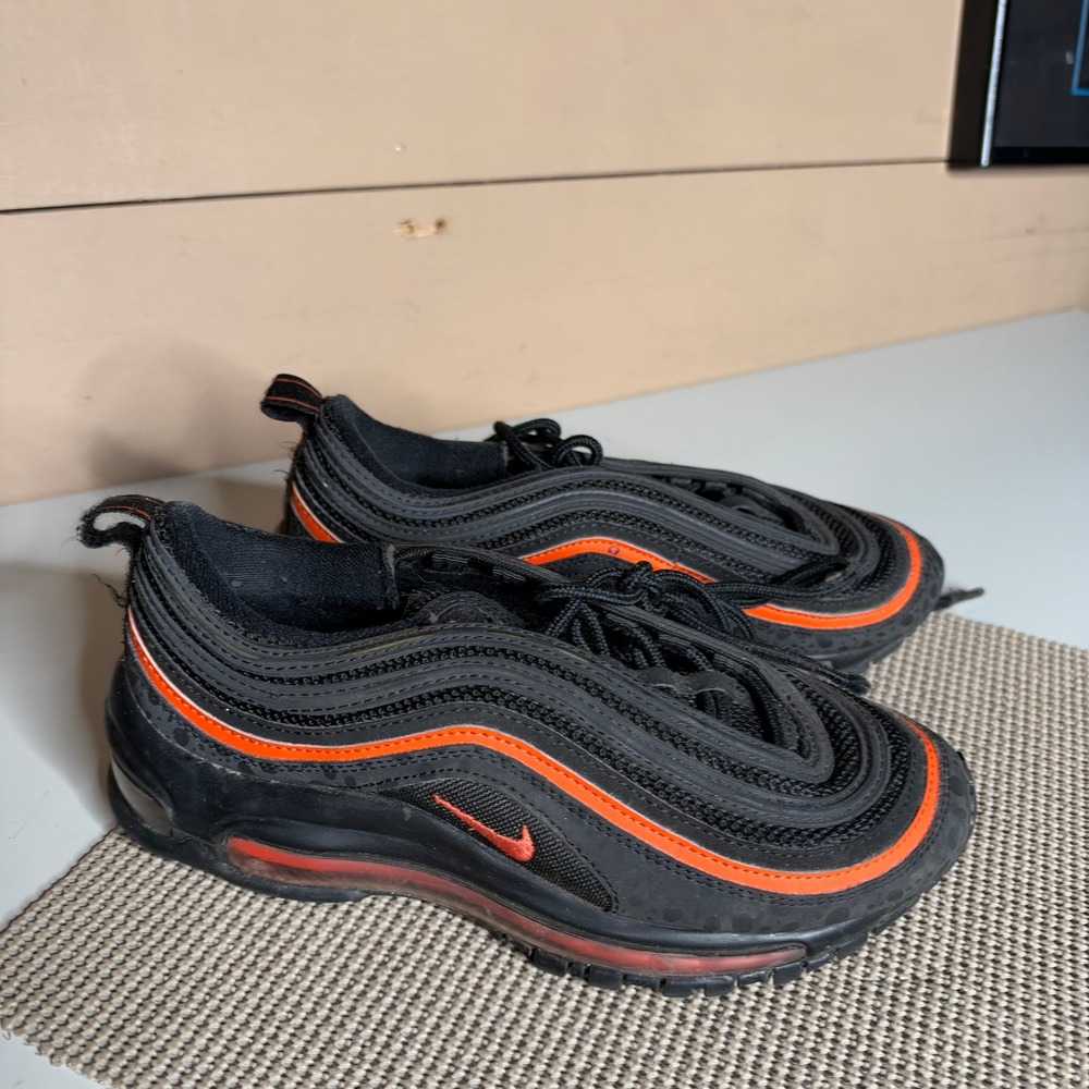 Nike Air Max 97 GS Black Bright Crimson Safari DX3088-001 Size 5Y
